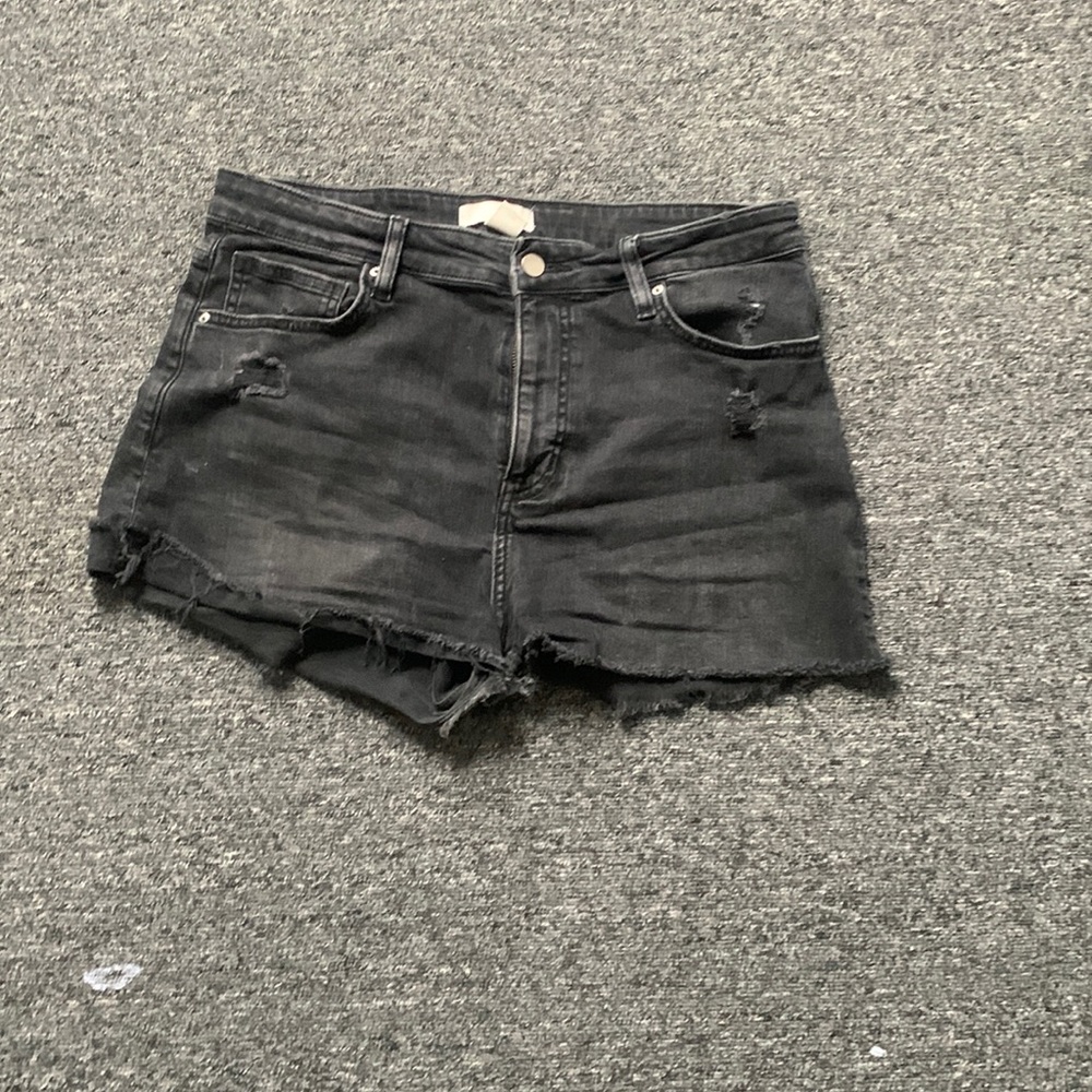Black H&M shorts size 10